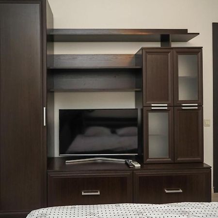 Kyiv Apartment On Chornovola 27 Екстериор снимка